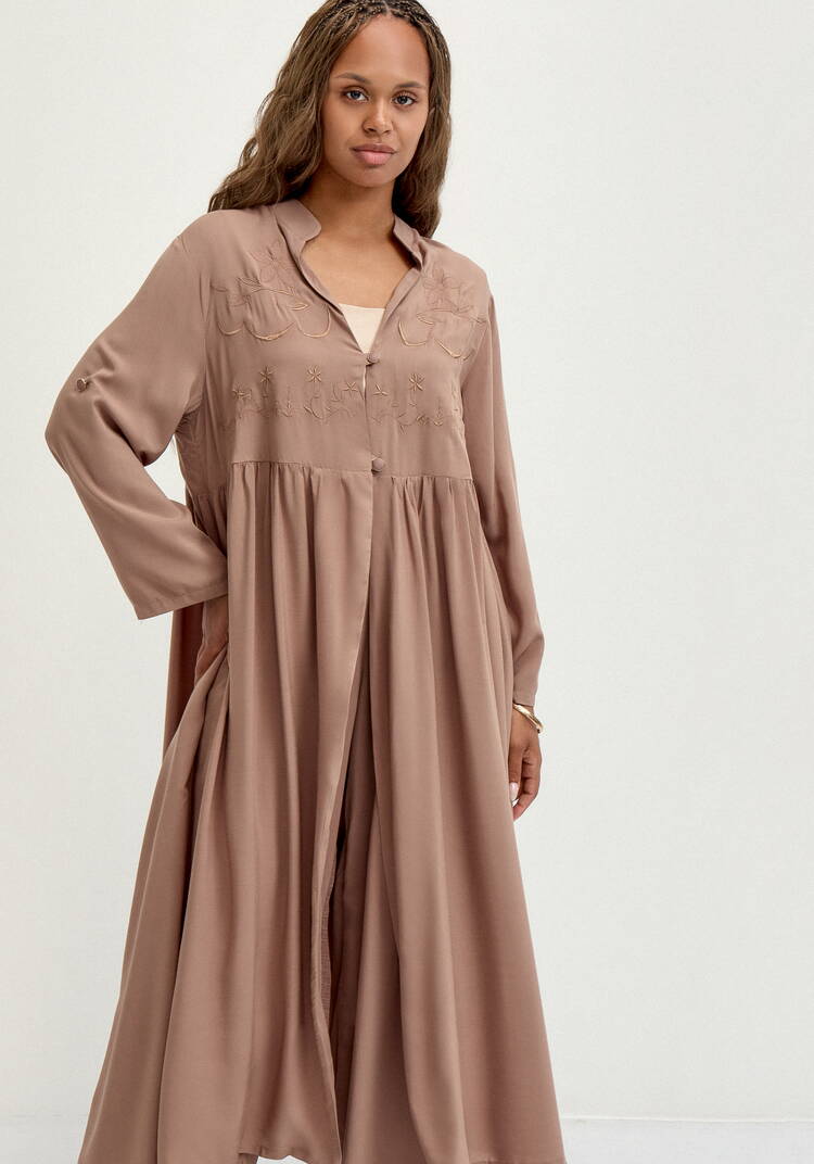 Рубашка с вышивкой на кокетке шир.  750, рис. 35