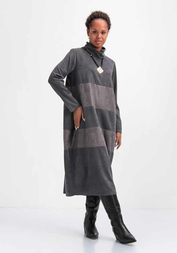 Платье с декоративными вставками шир.  580, рис. 8