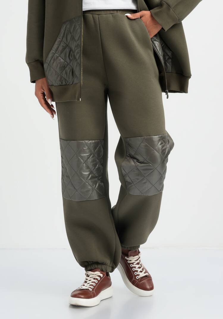 Брюки со вставками из стёганой ткани шир.  750, рис. 23