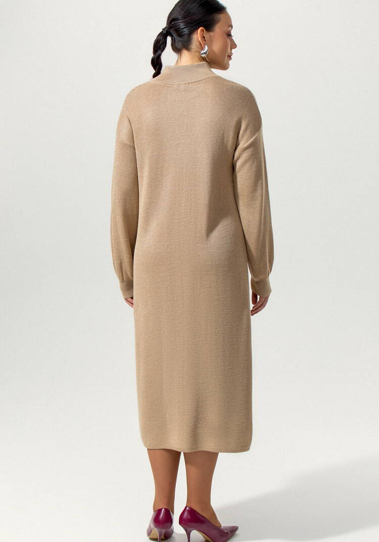 Платье с воротником-стойкой на молнии шир.  750, рис. 8