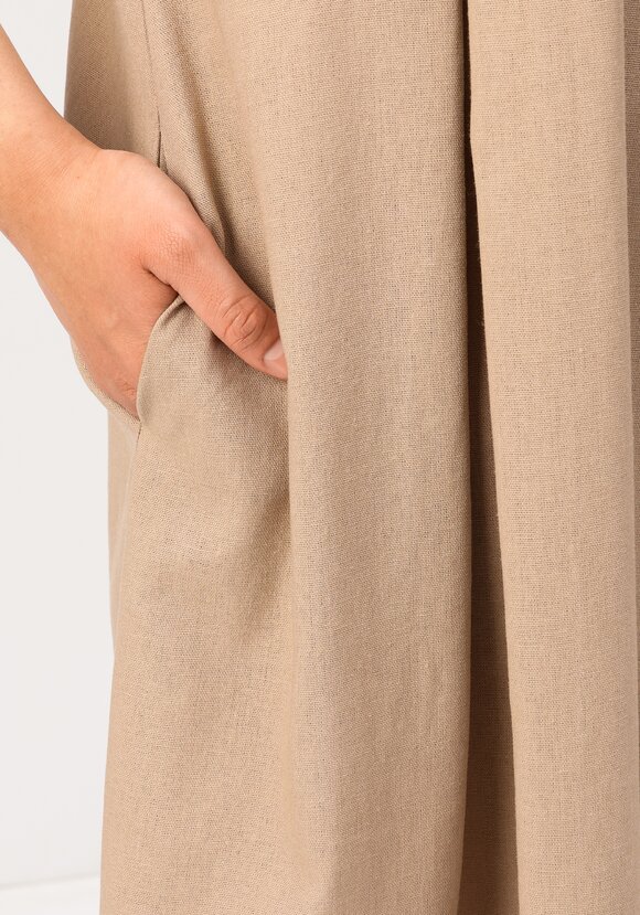 Платье свободного кроя с мягкими складками шир.  580, рис. 7