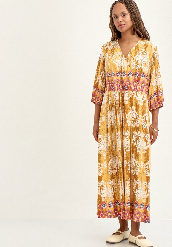 Платье с  рисунком шир.  580, рис. 12