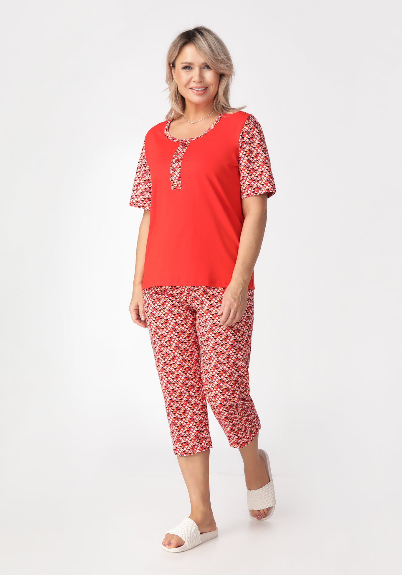 Пижама женская «Динара» Алтекс, размер 50, цвет красный
