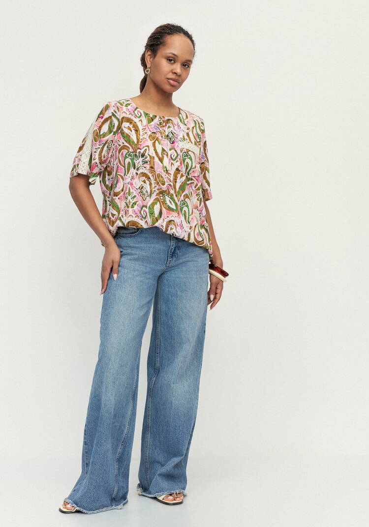 Блуза с лампасом из кружева по рукаву шир.  750, рис. 7