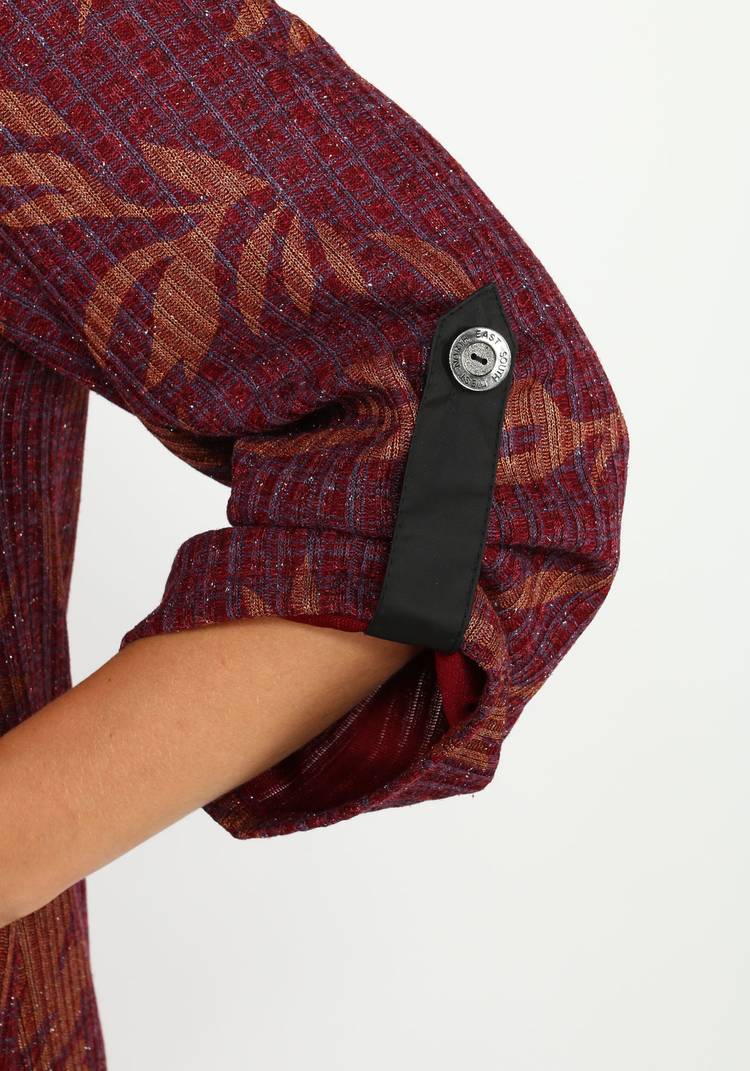 Куртка удлиненная из фактурного материала шир.  750, рис. 10