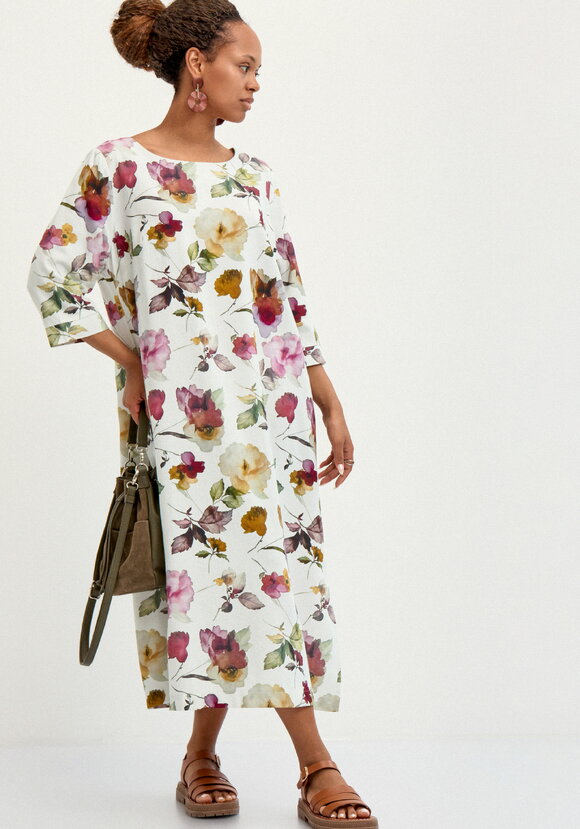 Платье свободного кроя изо льна шир.  580, рис. 10