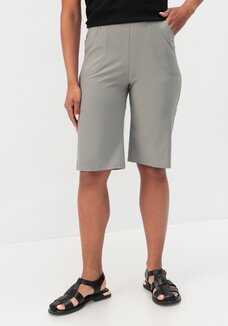 Капри Эвелина