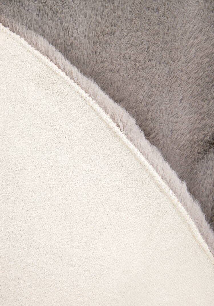 Ковер меховой овальный шир.  750, рис. 9