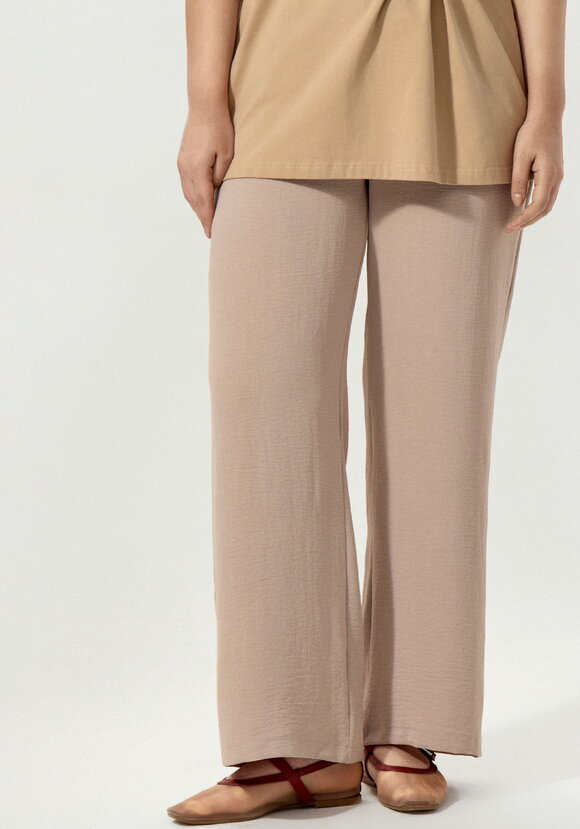 Брюки свободные на резинке по поясу шир.  580, рис. 2