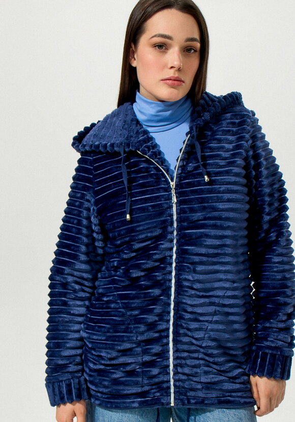 Толстовка меховая на молнии шир.  580, рис. 28