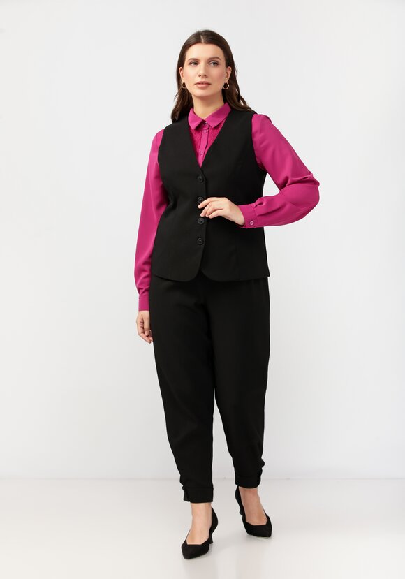 Жилет классический на пуговицах шир.  580, рис. 15