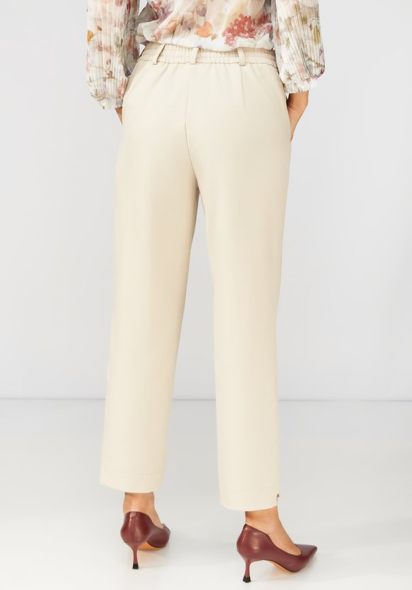 Брюки с конструктивным кроем шир.  580, рис. 15