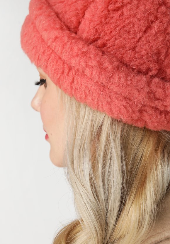 Шапка Беатрис шир.  580, рис. 27