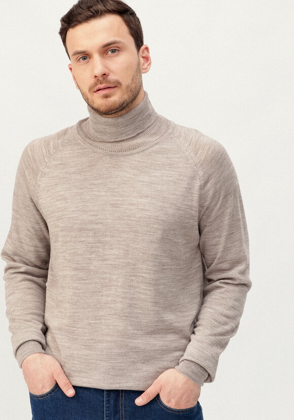 Джемпер вязаный с высокой горловиной шир.  580, рис. 23