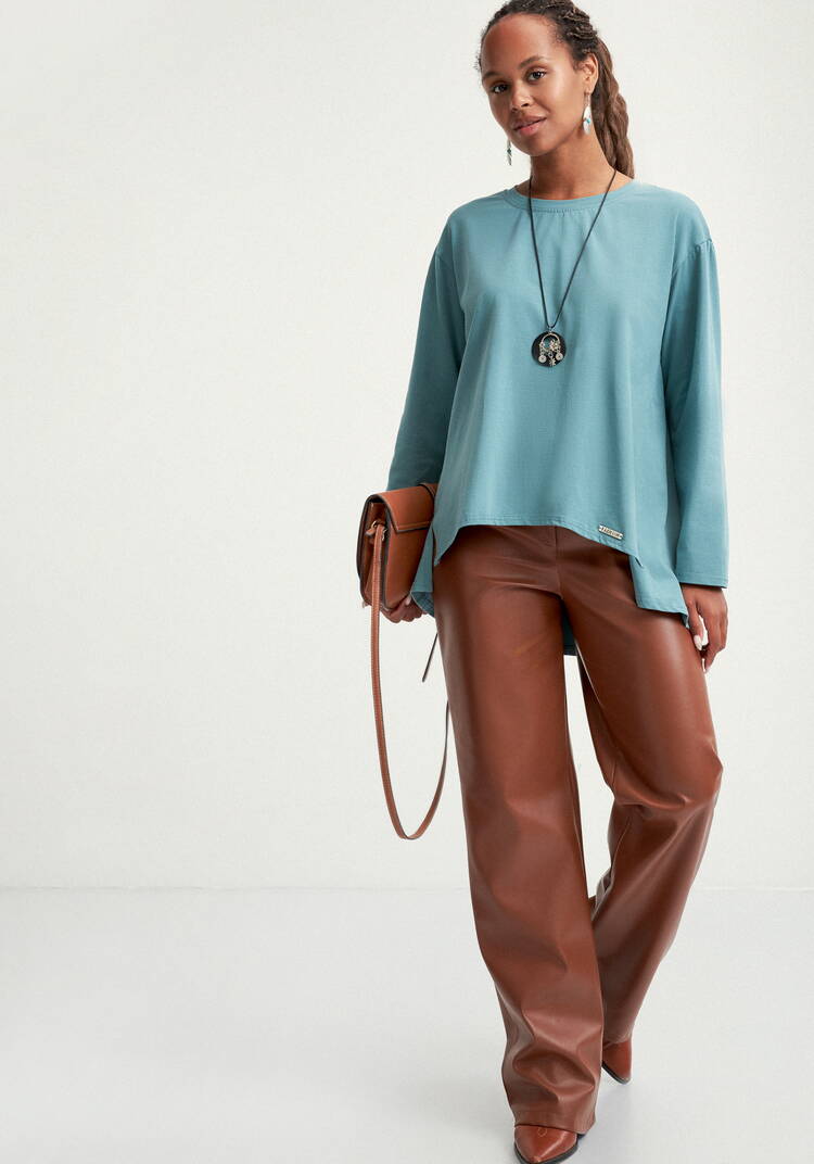 Туника свободного силуэта с разрезами шир.  750, рис. 26