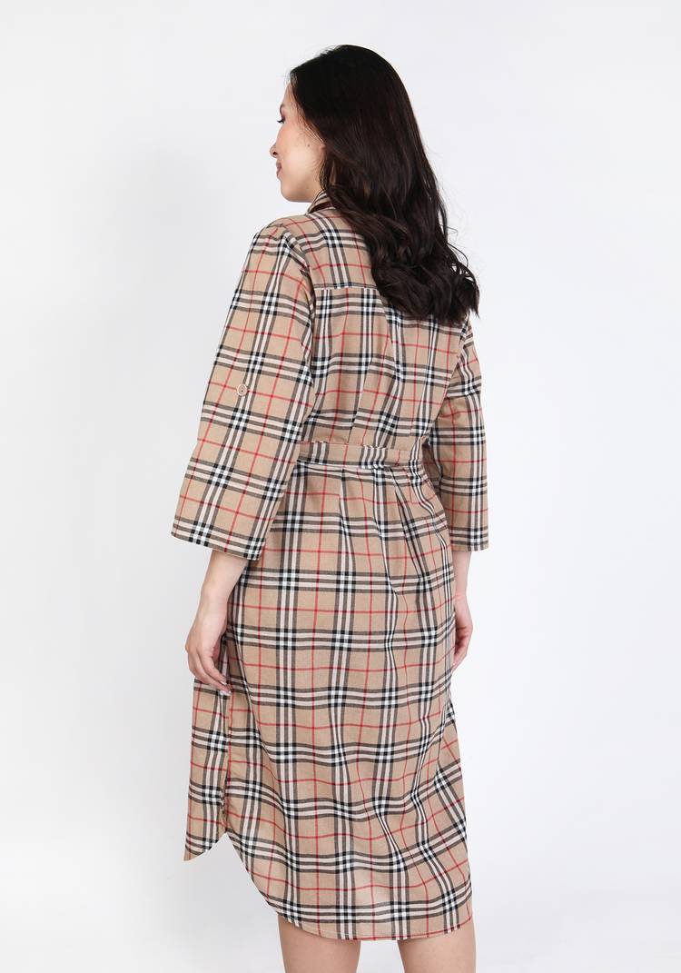 Платье-рубашка с кокеткой на спинке шир.  750, рис. 7