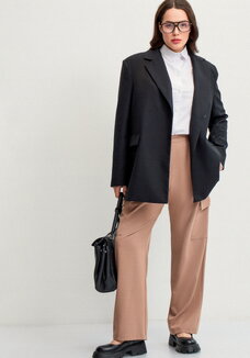 Брюки с боковыми карманами свободного кроя