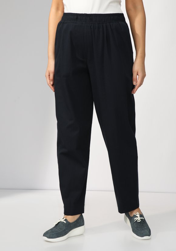 Брюки зауженные из хлопка с эластаном шир.  580, рис. 7