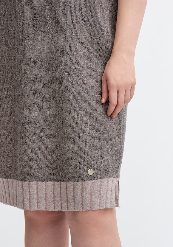 Платье прямого кроя Нежная весна шир.  580, рис. 12