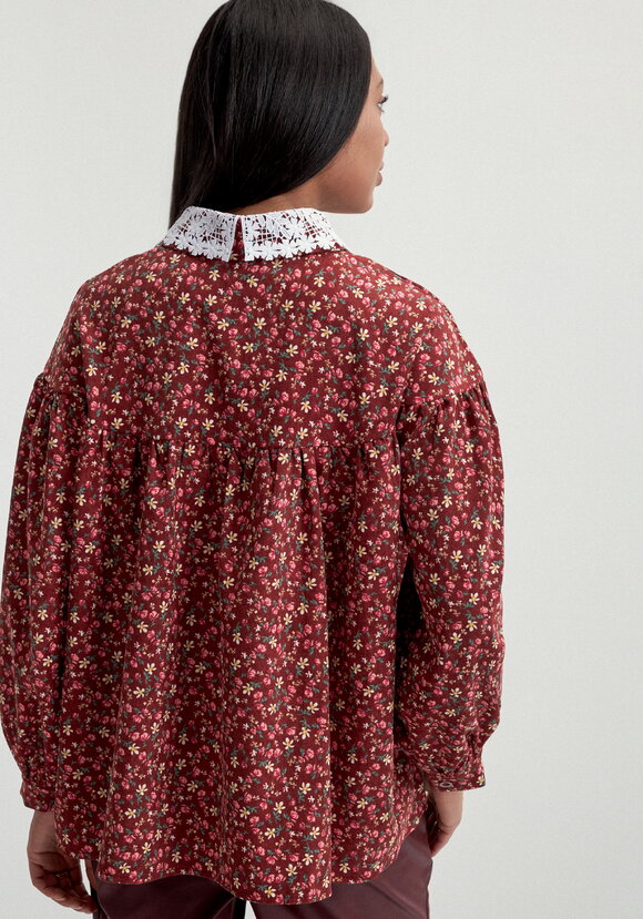 Блуза из микровельвета с ажурным воротником шир.  580, рис. 3