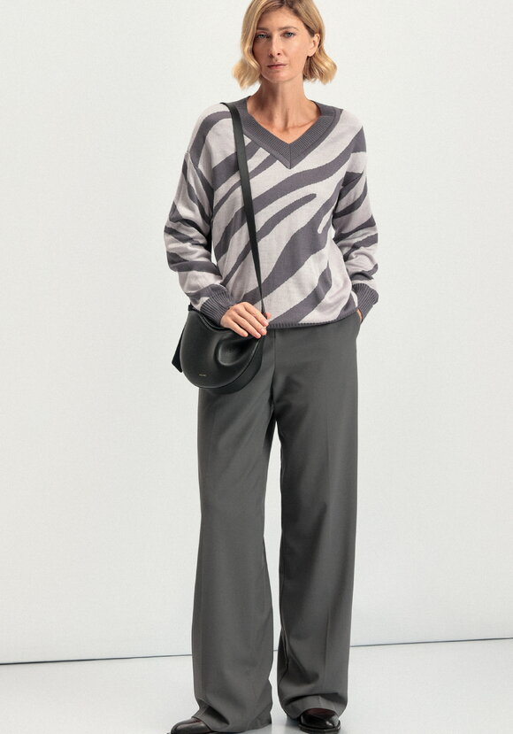 Джемпер с принтом зебра шир.  580, рис. 15