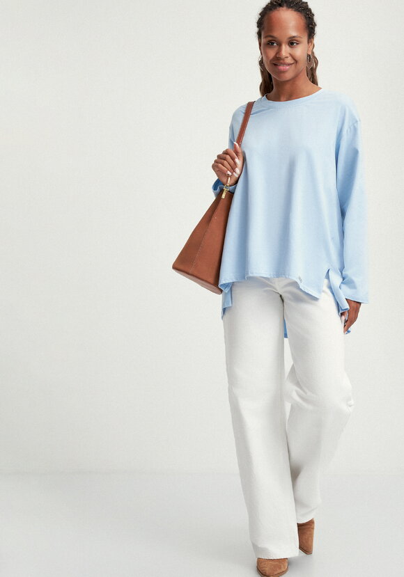 Туника свободного силуэта с разрезами шир.  580, рис. 12