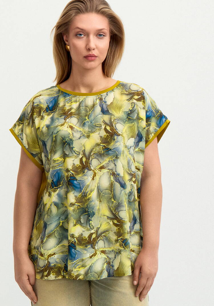 Блуза комбинированная со спущенным плечом шир.  750, рис. 20