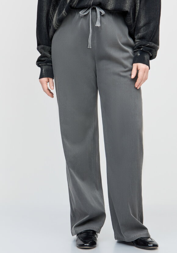 Брюки прямые от бедра с комфортным поясом шир.  580, рис. 15