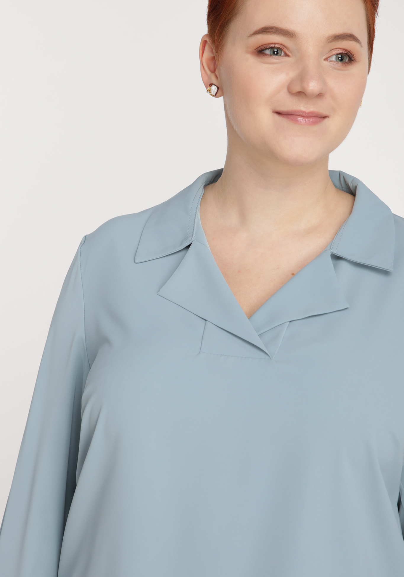 Блуза однотонная с воротником Polina Romanova, размер 48, цвет голубой - фото 4