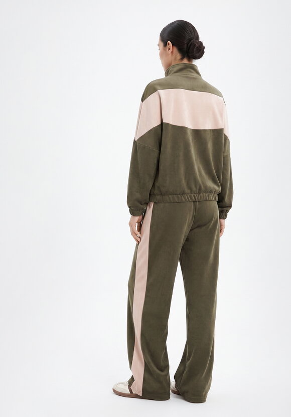 Костюм Городской ритм шир.  580, рис. 3