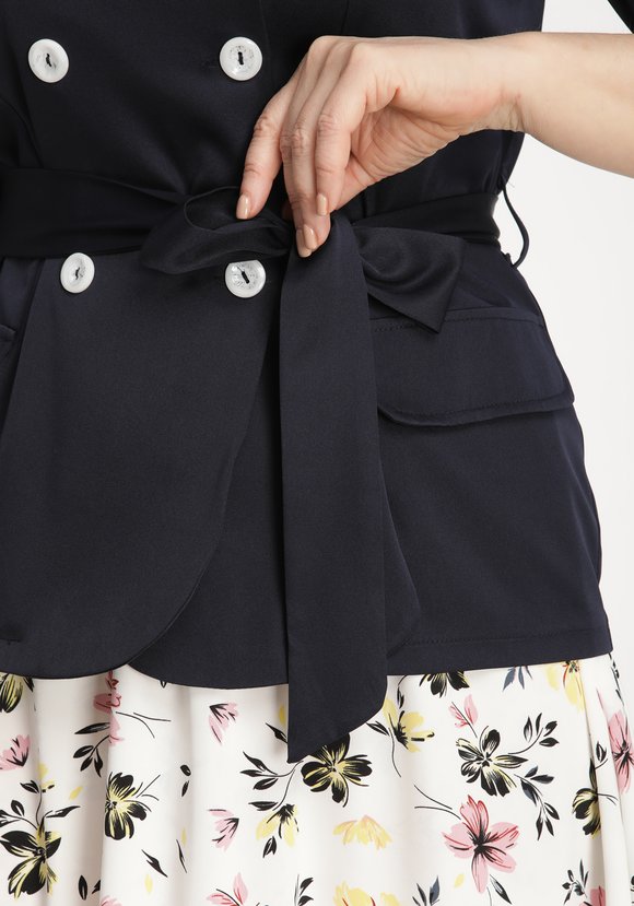 Костюм двойка: жакет и юбка шир.  580, рис. 30