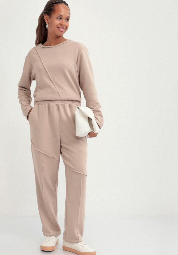 Брюки Лаура шир.  580, рис. 16