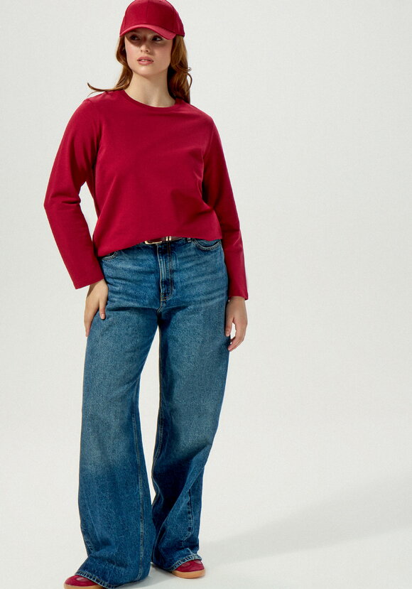 Лонгслив с нашивкой на спине шир.  580, рис. 51