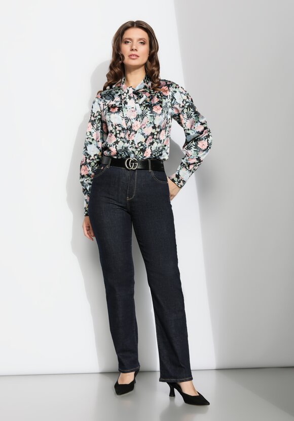 Блуза прямого силуэта с бантом шир.  580, рис. 29