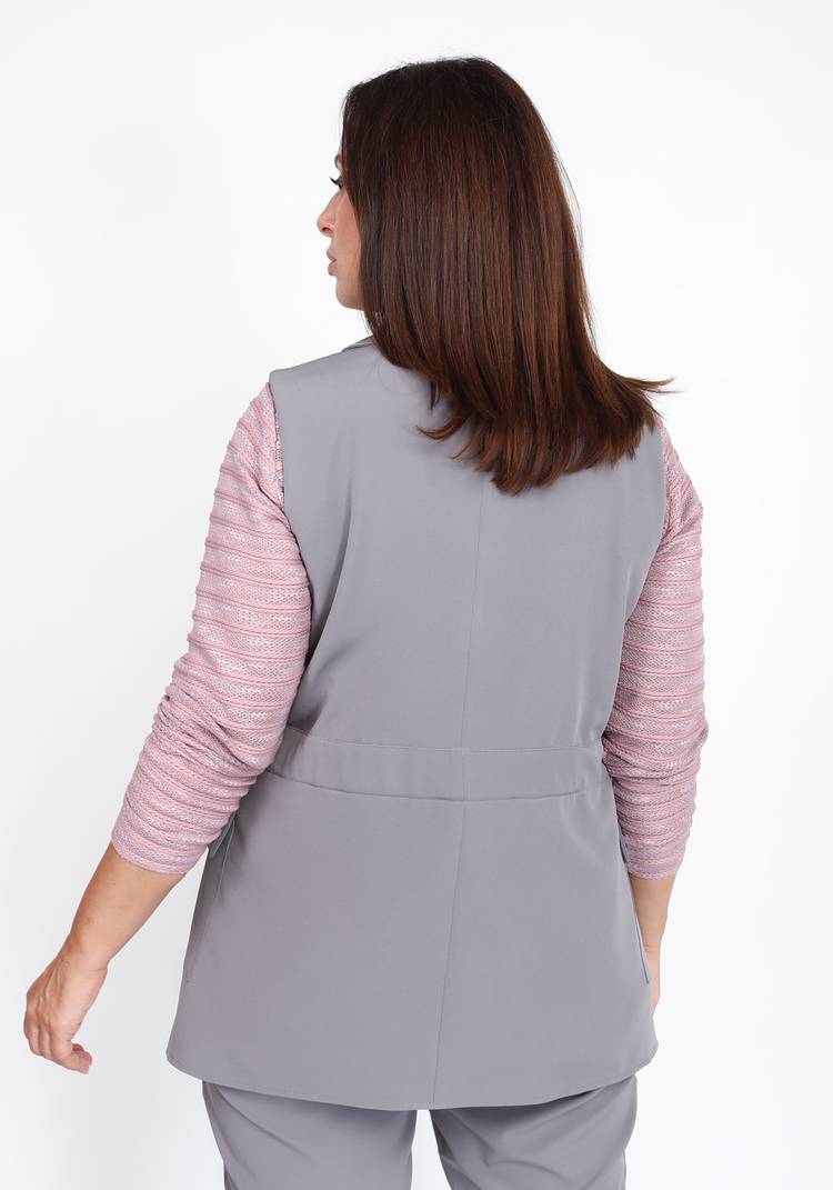 Жилет с карманами однотонный шир.  750, рис. 7