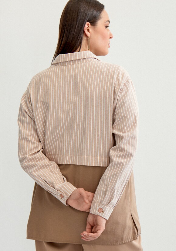 Рубашка с отрезной кокеткой в полоску шир.  580, рис. 3