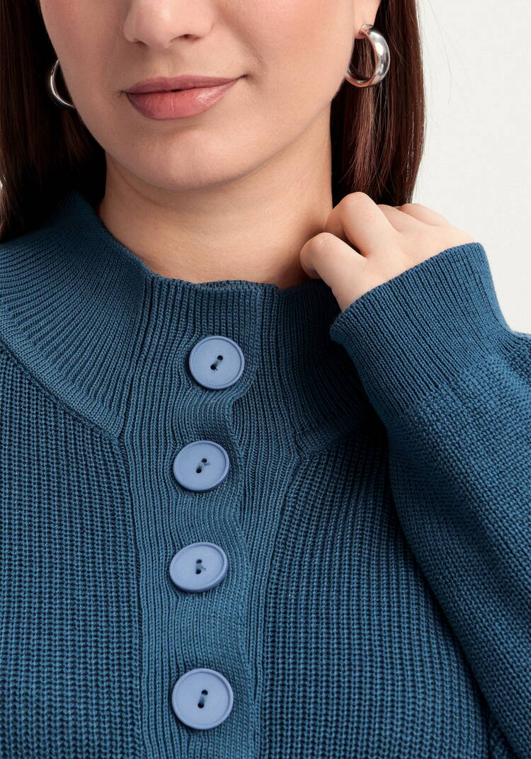 Джемпер со стойкой на пуговицах шир.  750, рис. 13