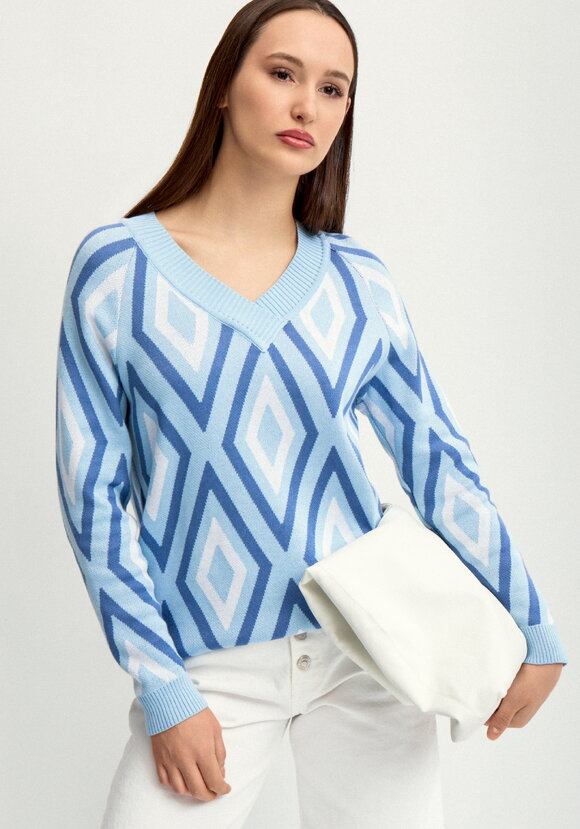 Джемпер с геометрическим рисунком шир.  580, рис. 21