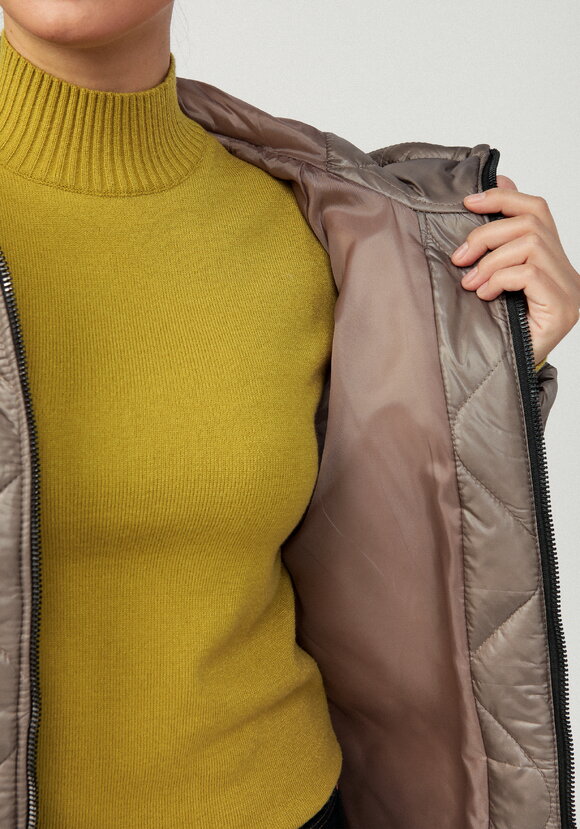 Куртка на молнии с капюшоном Милана шир.  580, рис. 4