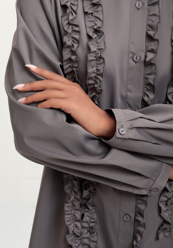 Платье рубашка с рюшей шир.  580, рис. 14