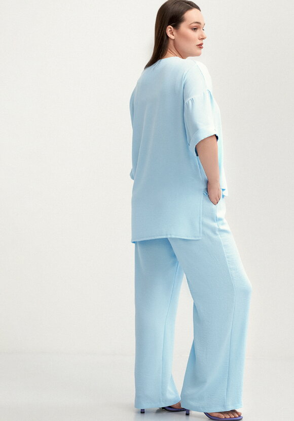 Костюм брючный с лаконичным принтом шир.  580, рис. 3