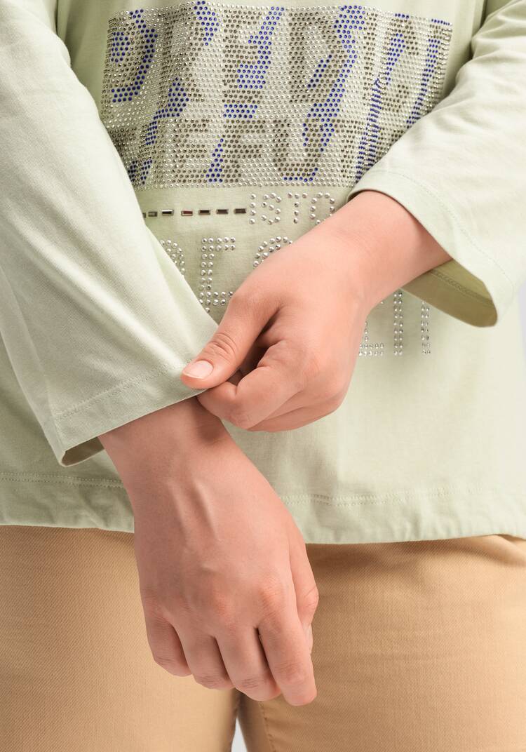 Лонгслив с декором из страз шир.  750, рис. 41