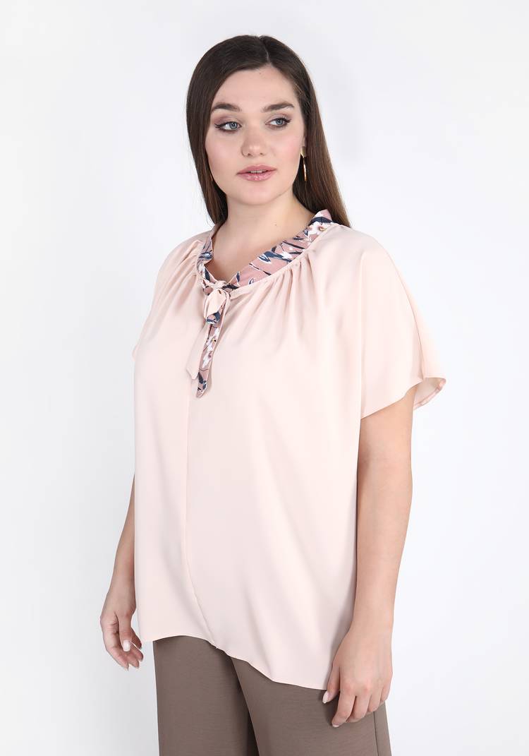 Блуза с окантовкой на вороте шир.  750, рис. 4