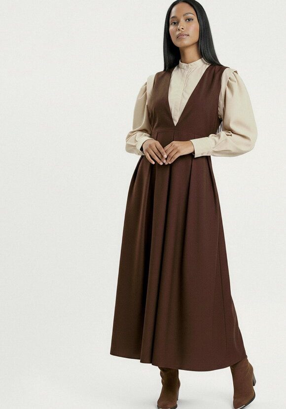 Сарафан с рюшей на спинке шир.  580, рис. 16