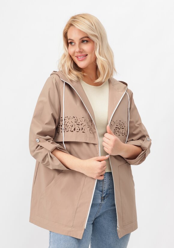 Ветровка с ажурной кокеткой шир.  580, рис. 1