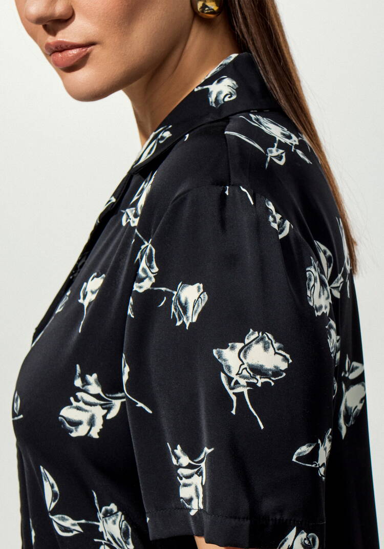 Блуза с отложным воротником в цветочек шир.  750, рис. 6