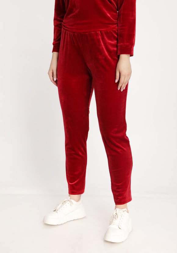 Костюм из бархата с аппликацией шир.  580, рис. 7