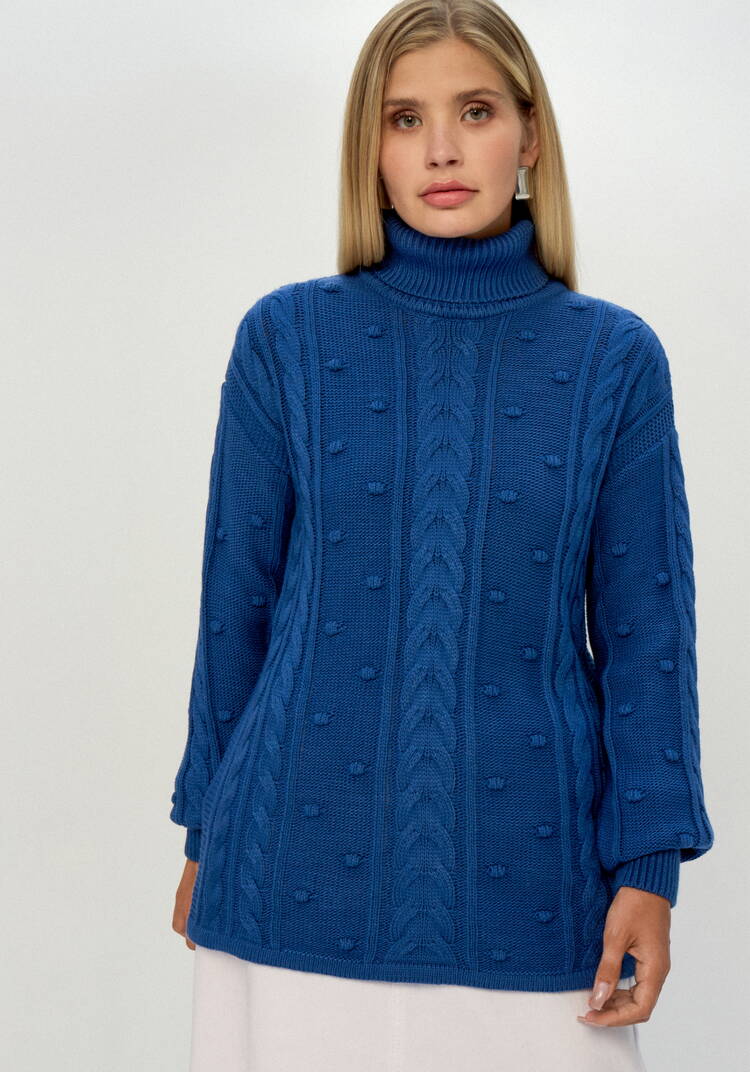 Джемпер с высокой горловиной и косами шир.  750, рис. 52