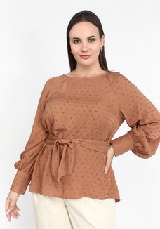 Блуза свободного кроя со сборкой на рукавах