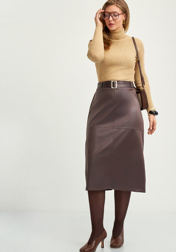 Юбка прямая с декоративными отстрочками шир.  580, рис. 15